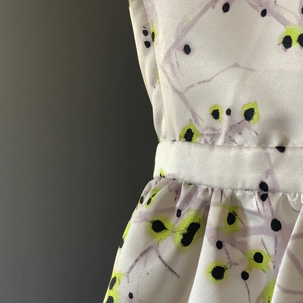 Parker White Pattern Dress - Picture 4 of 7
